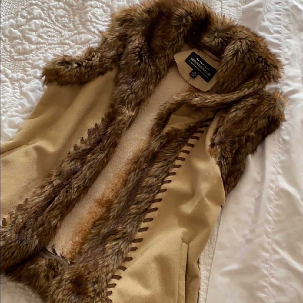 Womens montanaco faux fur vest